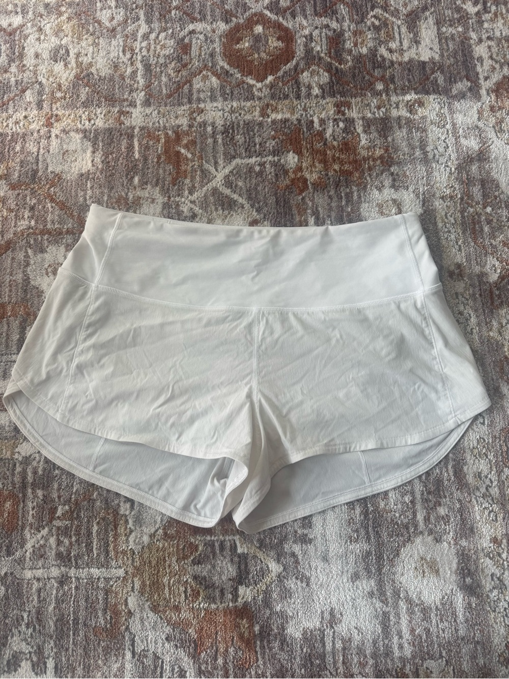 Lulu lemon Women's White Active Short Shorts